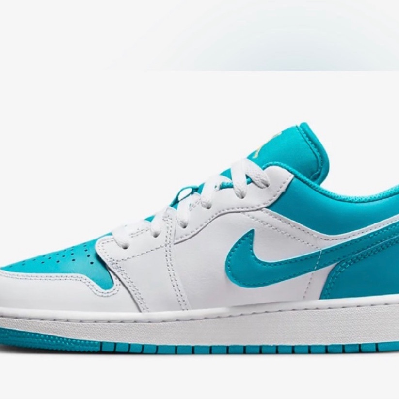 Air Jordan 1 Low
